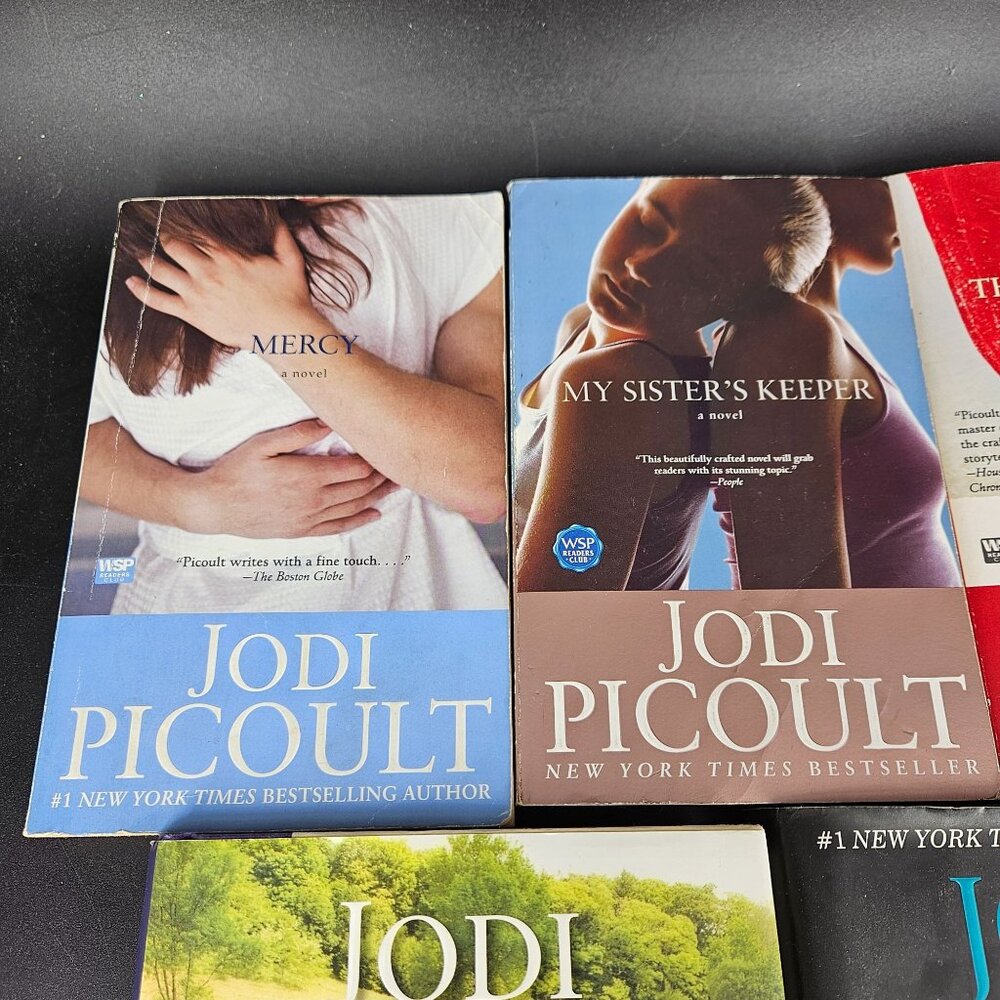 Jodi Picoult Book Lot 5 Hardcover Paperback Sign House Rules My Sisters Keeper - Picture 3 of 12